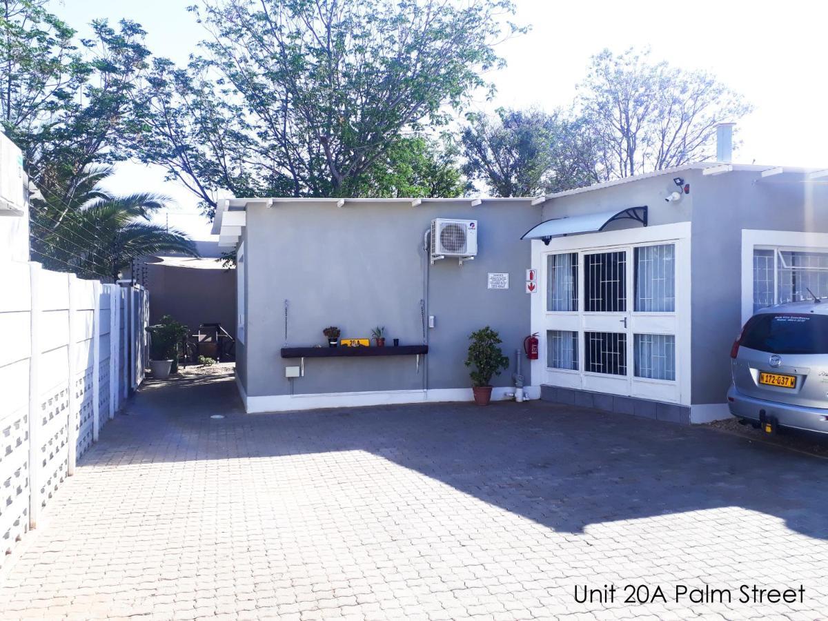 شقة Bateleur Self Catering Cc ويندهوك المظهر الخارجي الصورة